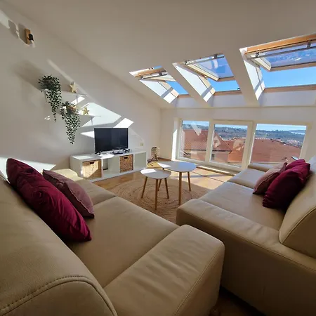 Lea Appartement Ližnjan